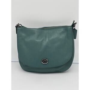 Coach Turnlock Hobo crossbody in Jade green 24771